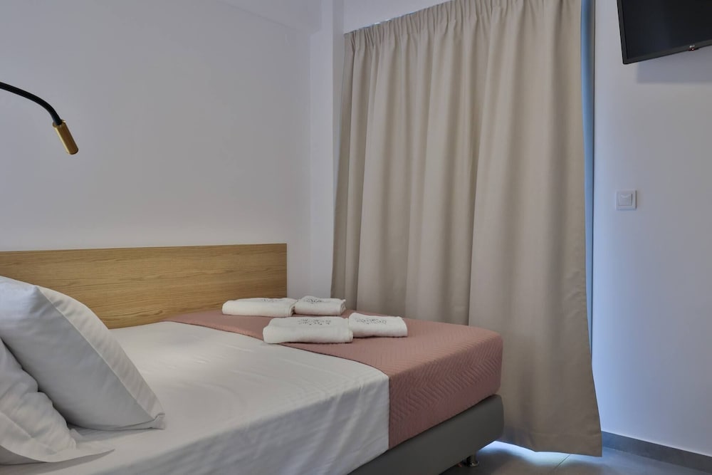 Room, 2 Bedrooms, Private Pool, Garden View photo 1
