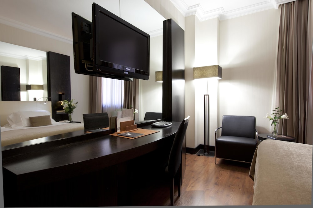 Double Room - Photo 3