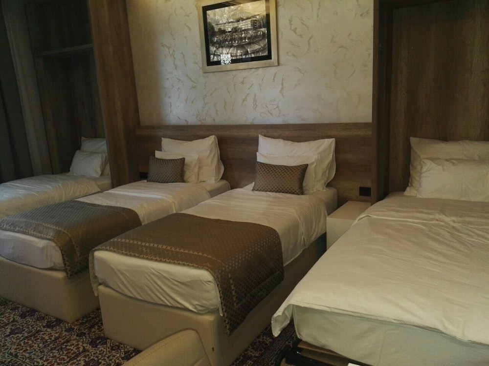 Double or Twin Room photo 2