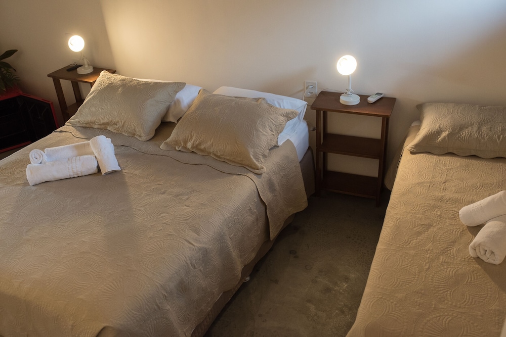 Twin Room, 1 Double Bed, Non Smoking photo 2