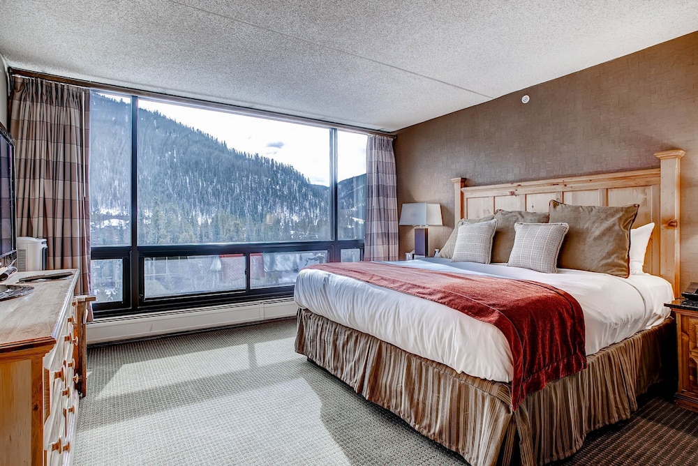 Loft, 1 King Bed (Lodge) - Photo 4