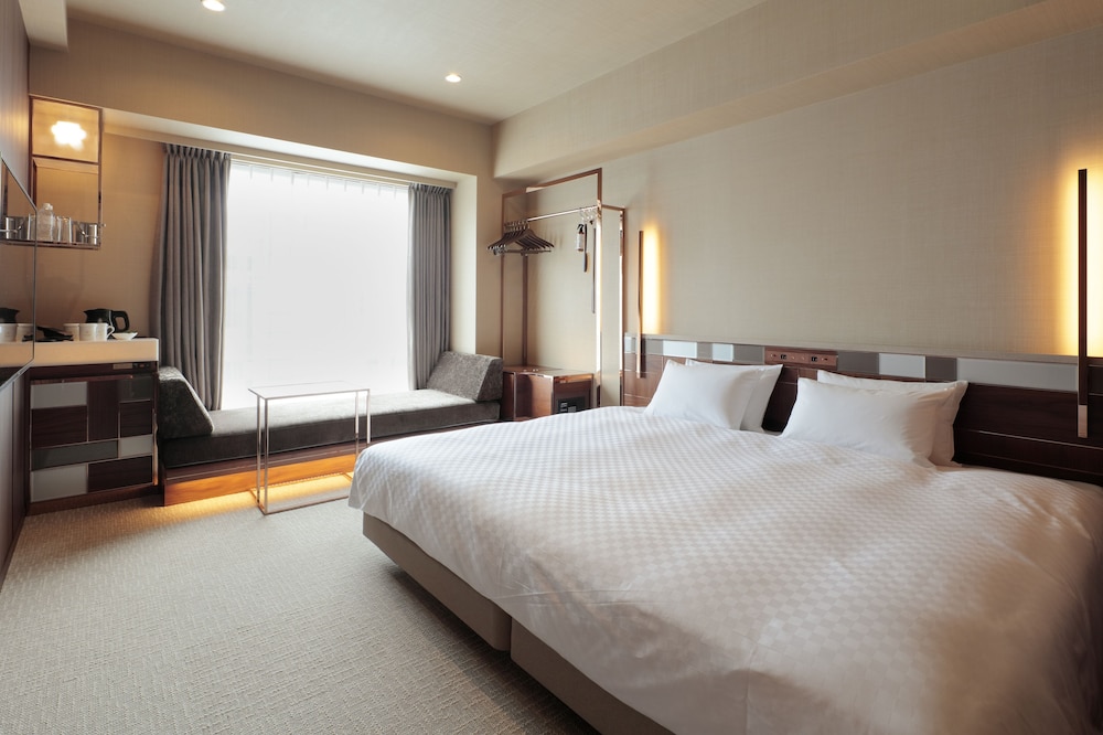 Executive Deluxe King Room, Non Smoking - Photo 1