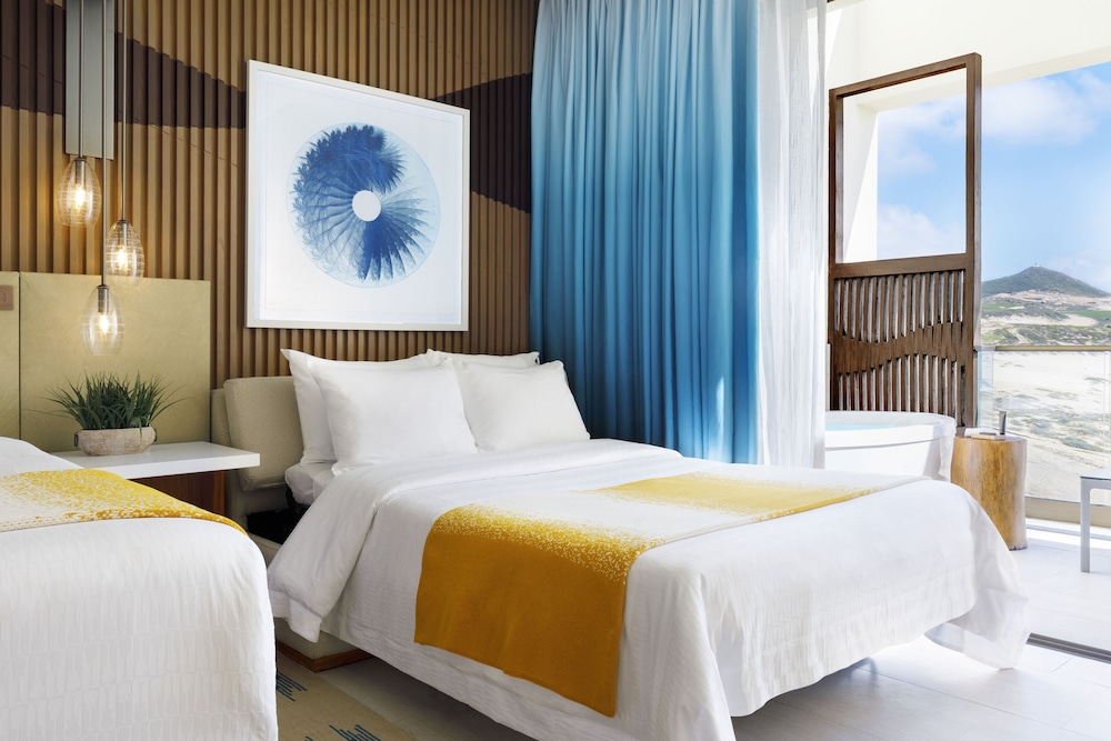 Suite, 1 Bedroom, Ocean View (rock, Personal Assistant)