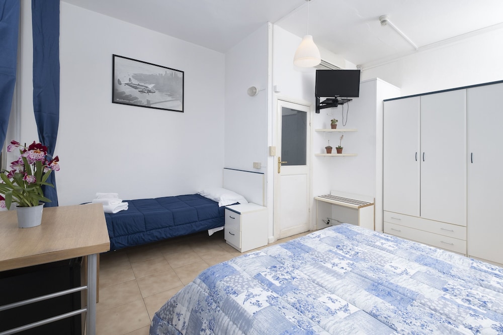 Standard Triple Room photo 1