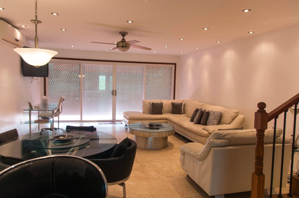 Luxury Villa, 2 Bedrooms, Balcony (Waterfront) photo 3