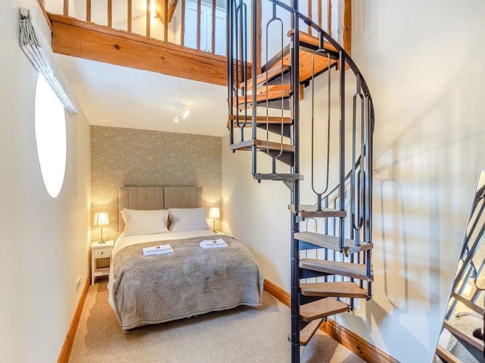 Family House photo 1