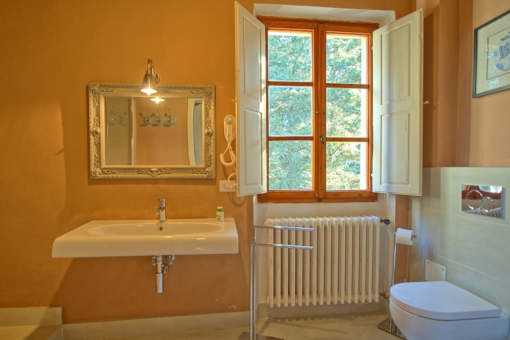 Villa photo 2