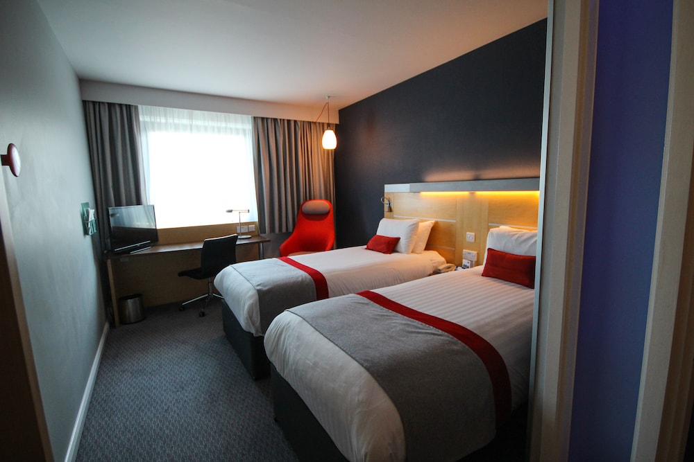 Standard Room, 2 Twin Beds - Photo 5