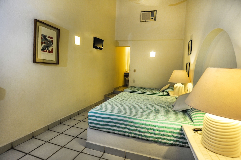 Apartment, 2 Bedrooms, Private Pool, City View photo 1