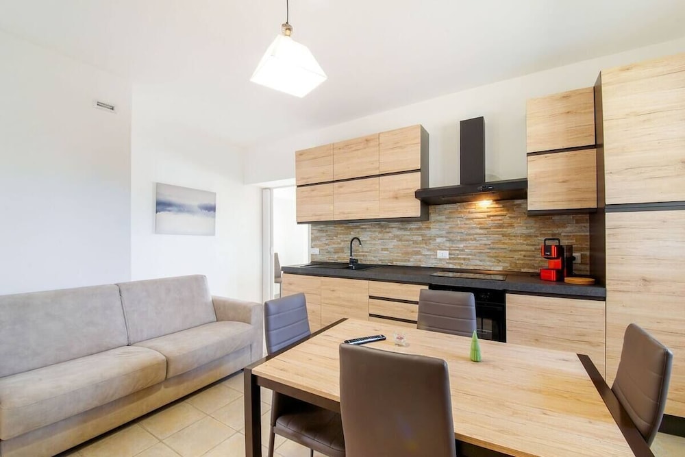 Family Suite, 1 Bedroom, Mountain View, Ground Floor (Priora) photo 3