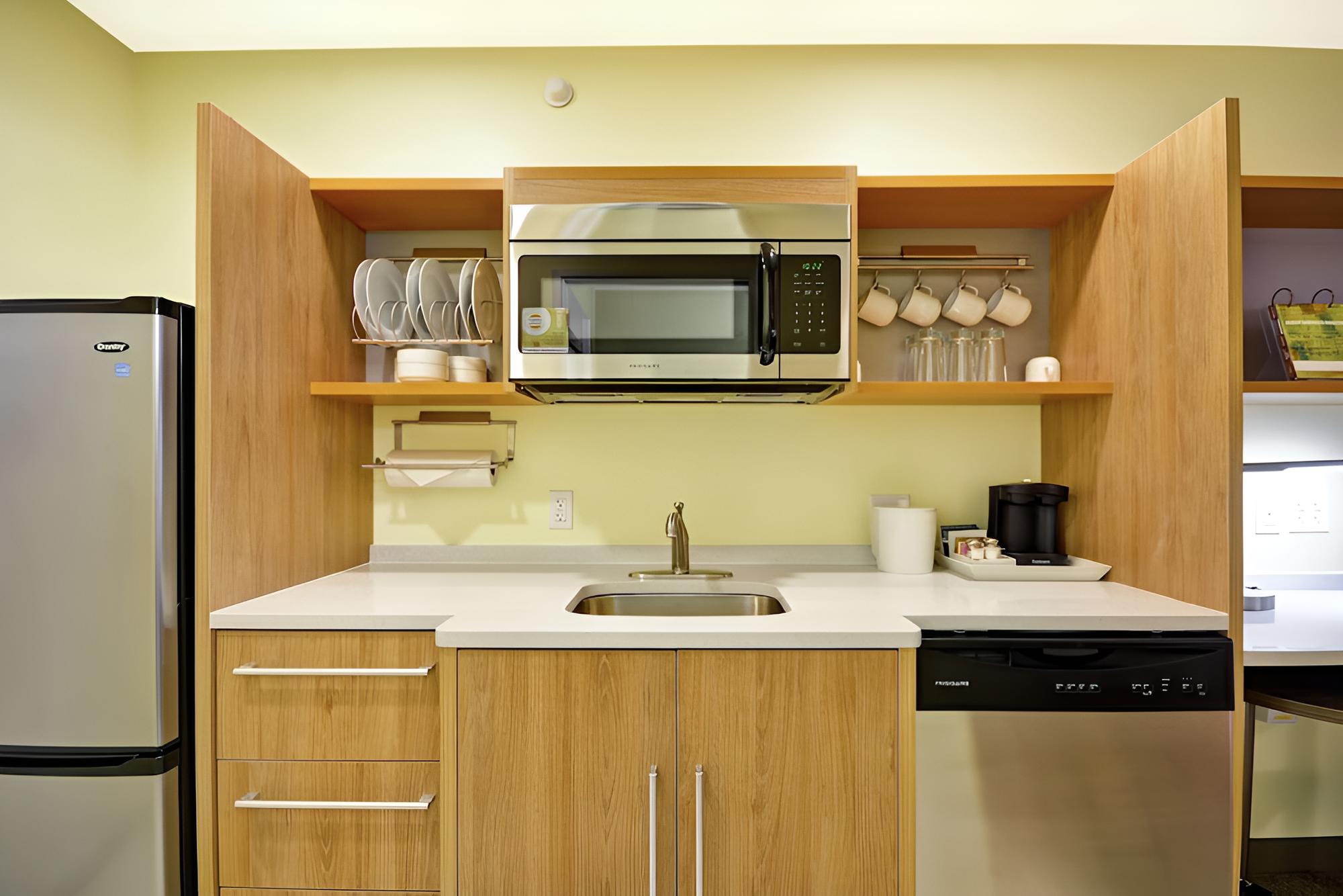 Home2 Suites By Hilton Rapid City, Photo 2