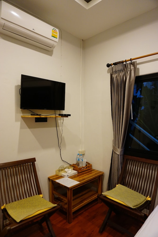 Standard Room photo 3