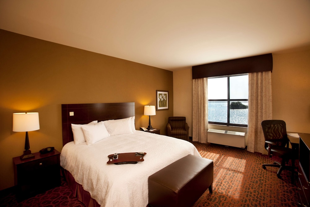 Room, Accessible photo 2