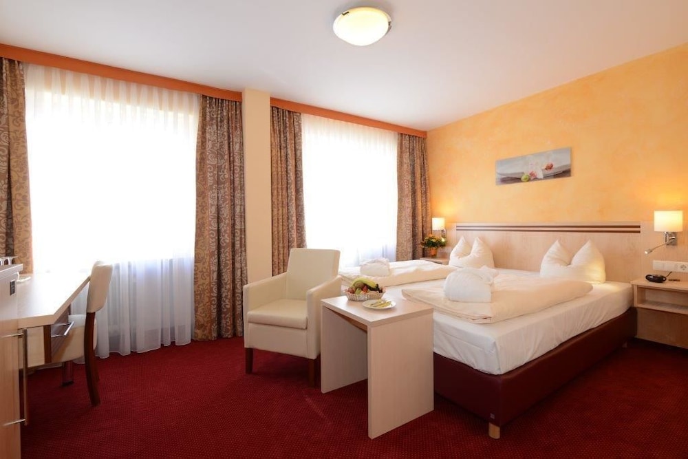 Comfort Double Room (Breakfast Excluded) photo 2