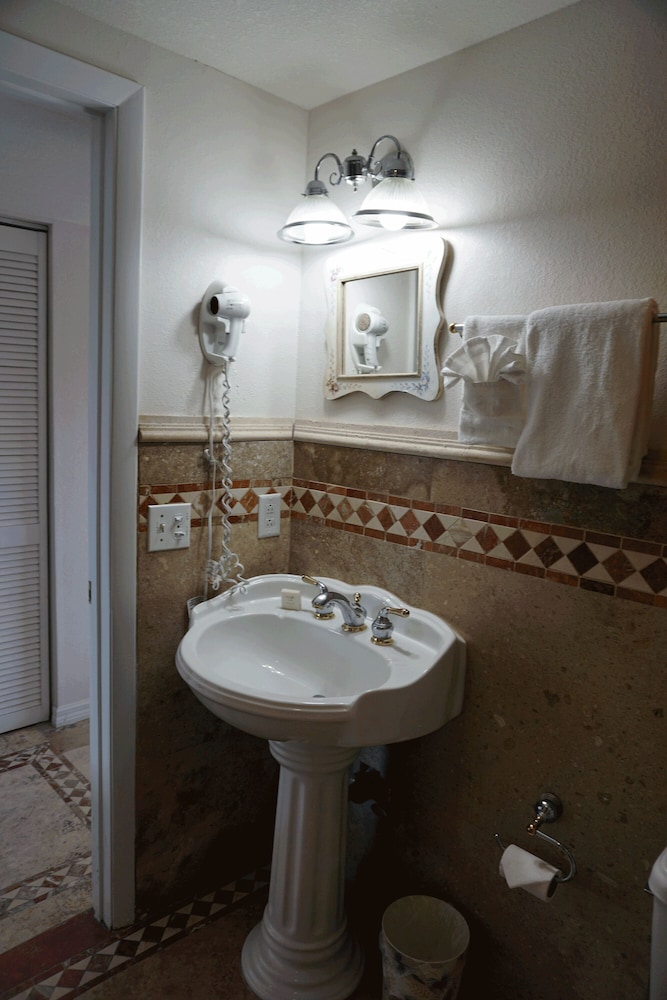 Traditional Room photo 1