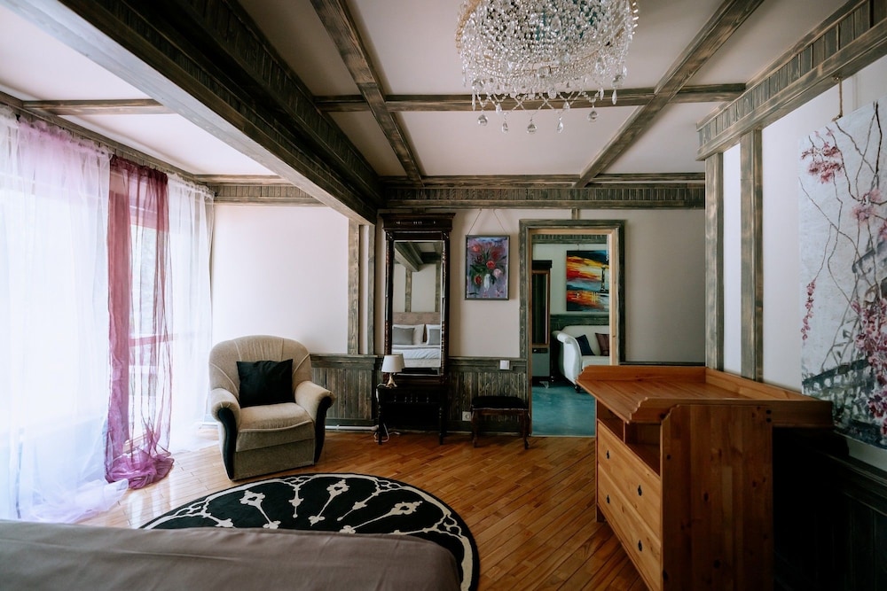 Superior Chalet photo 2