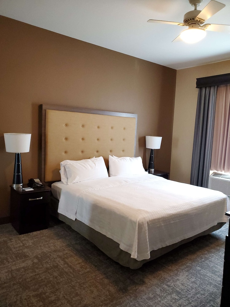 Suite, Accessible, Non Smoking photo 3