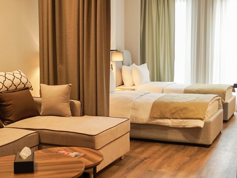 Deluxe Room, 2 Twin Beds - Photo 1