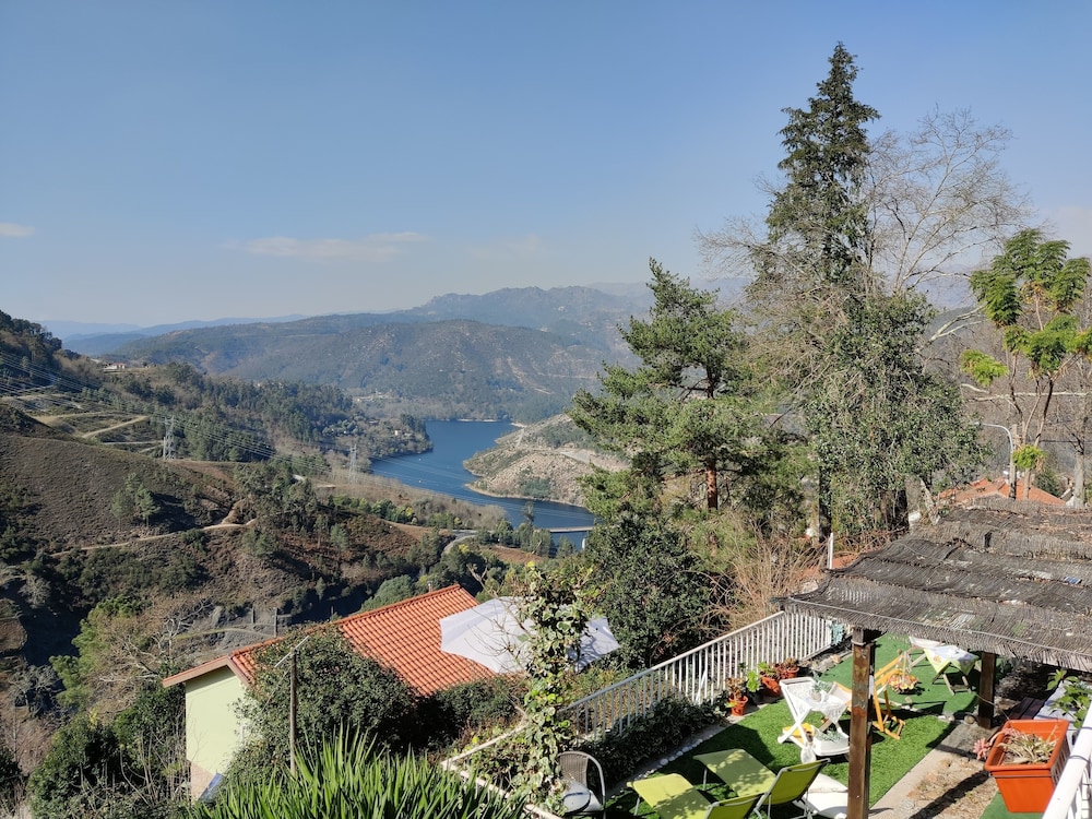 House, River View, Mountainside photo 1