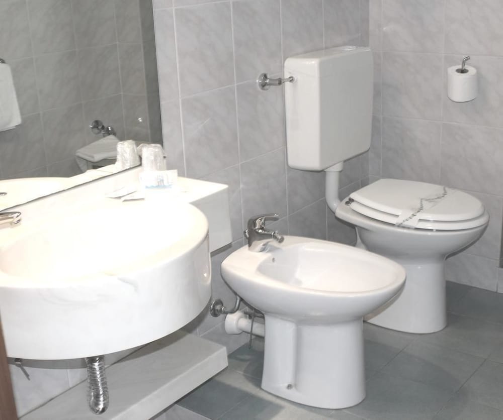 Double Or Twin Room, Balcony, Sea View photo 3