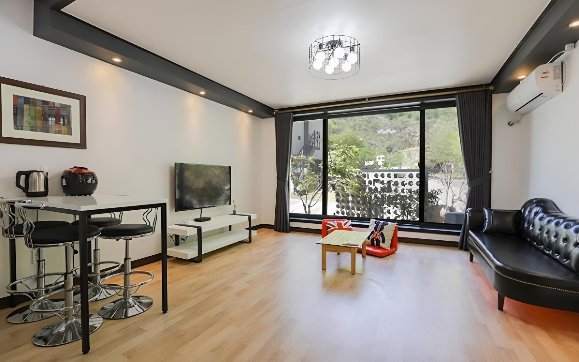 Room (Banyabong)