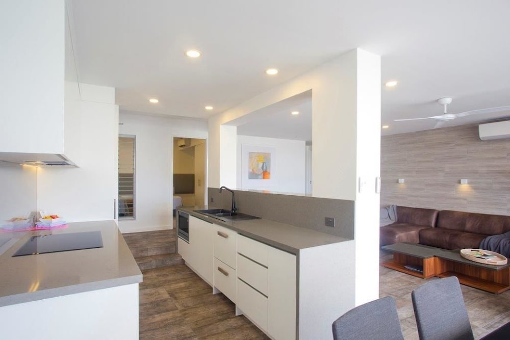 Standard Apartment, Multiple Bedrooms, Non Smoking, Kitchen (3 B/R) photo 2