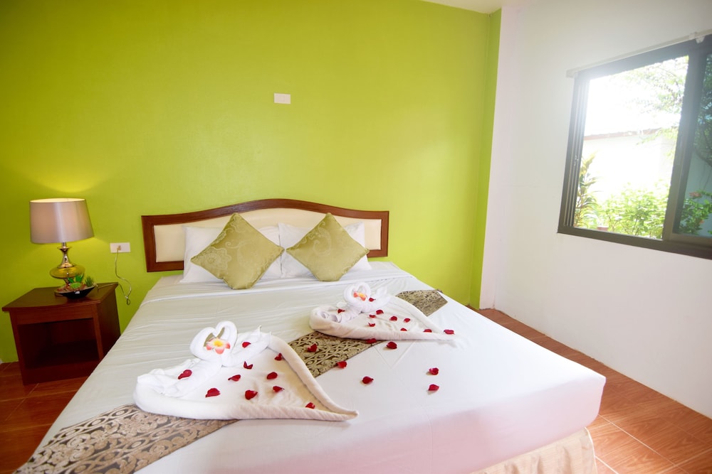Superior Bungalow, 1 King Bed photo 2