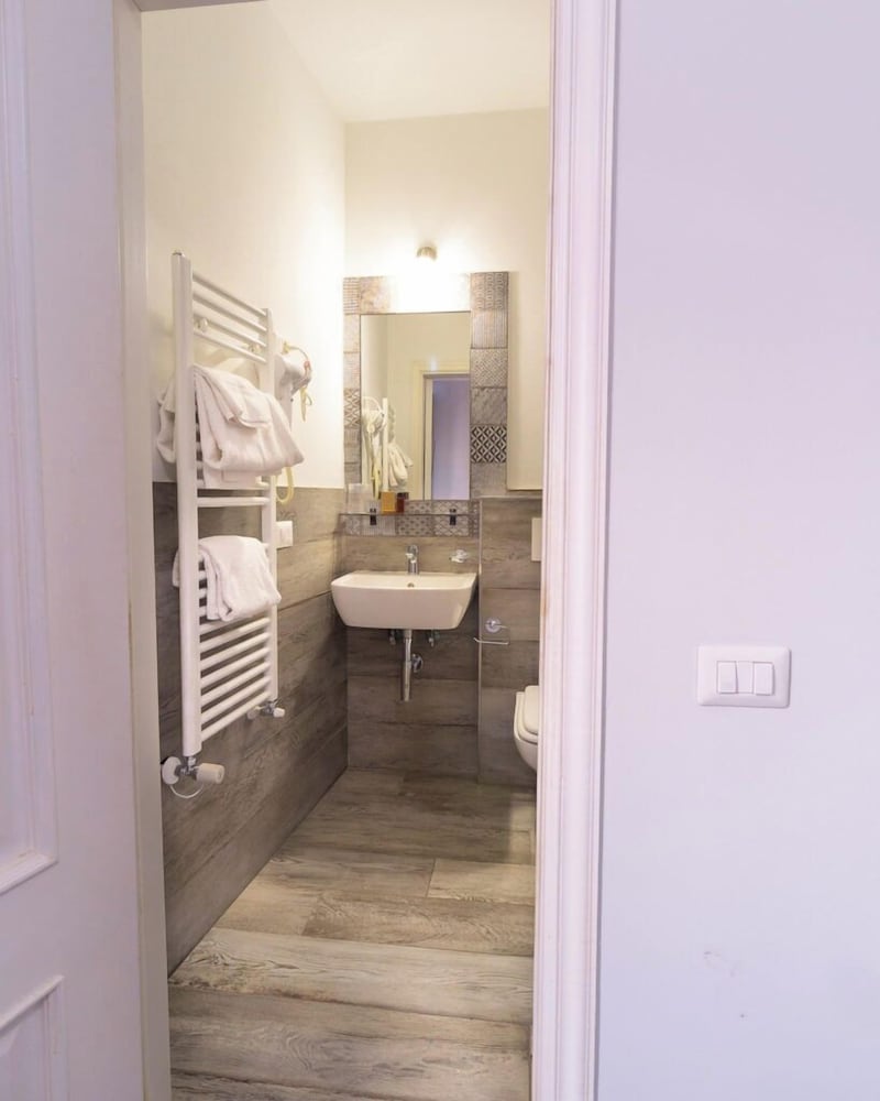 Standard Single Room photo 3