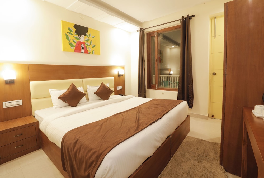Deluxe Double or Twin Room, 1 Double Bed, Mountain View photo 3