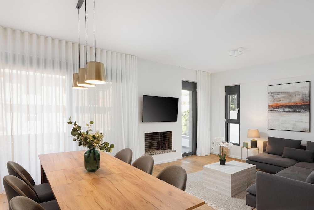 Apartment, City View
