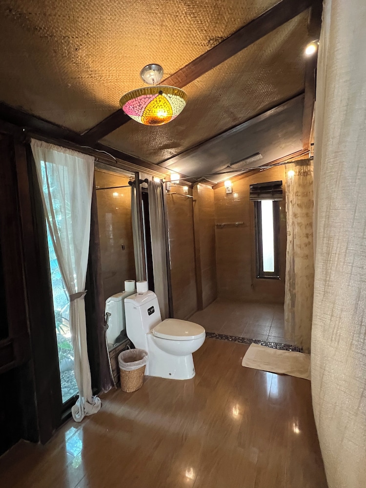Economy Double Room, Non Smoking, Pool View photo 2