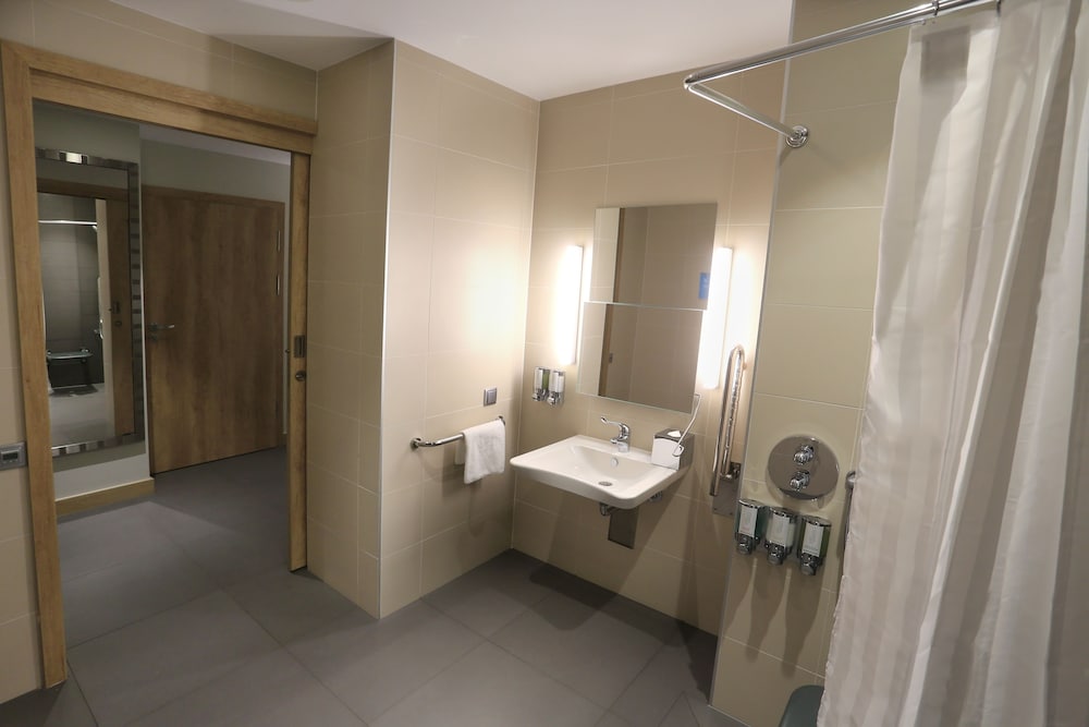 Room, 1 Queen Bed, Accessible