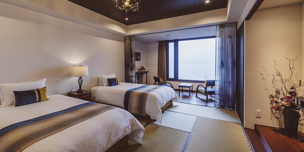[Hikarigami] Japanese Bedroom (10 tatami) Non Smoking photo 1