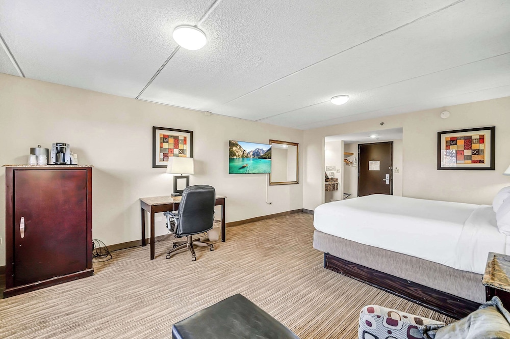 Room, 1 Queen Bed, Accessible, Non Smoking - Photo 1