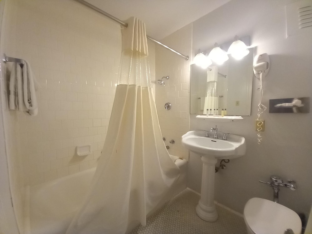 Room, 2 Double Beds (Mineral Water) photo 2