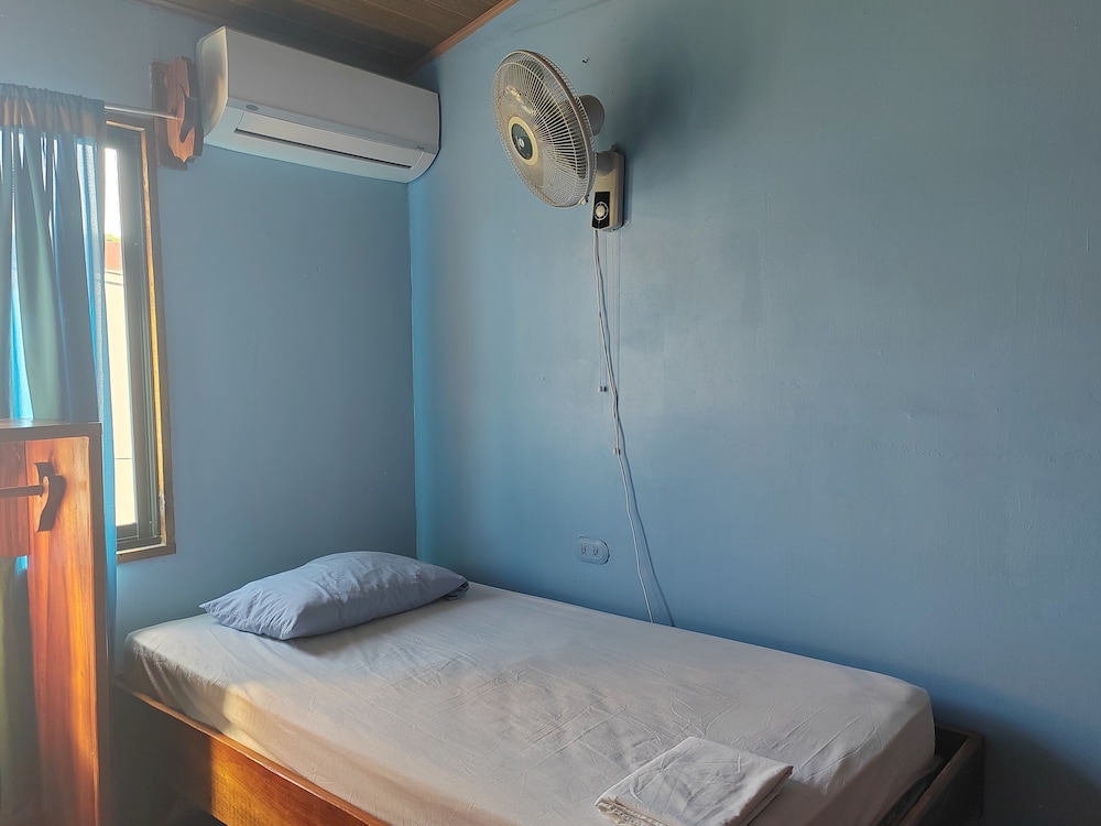 Superior Shared Dormitory, Mixed Dorm, Pool Access, Courtyard View (Bed in 4-Bed Dorm) photo 2