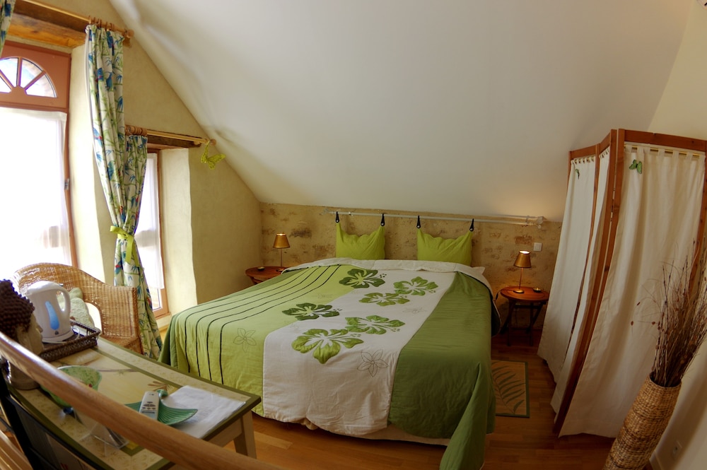 Junior Room