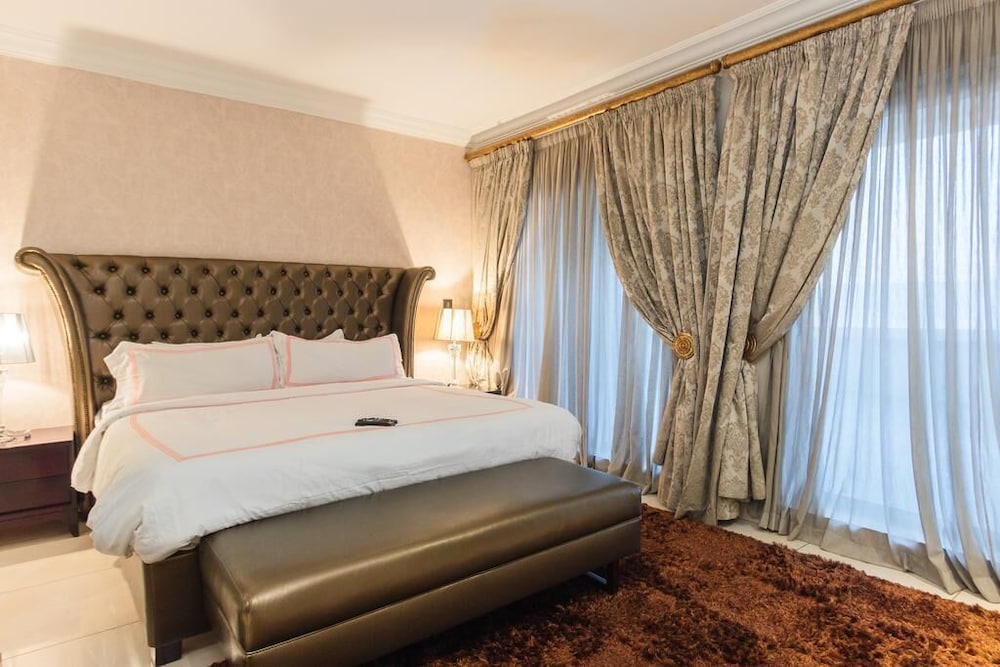 Executive Room photo 1