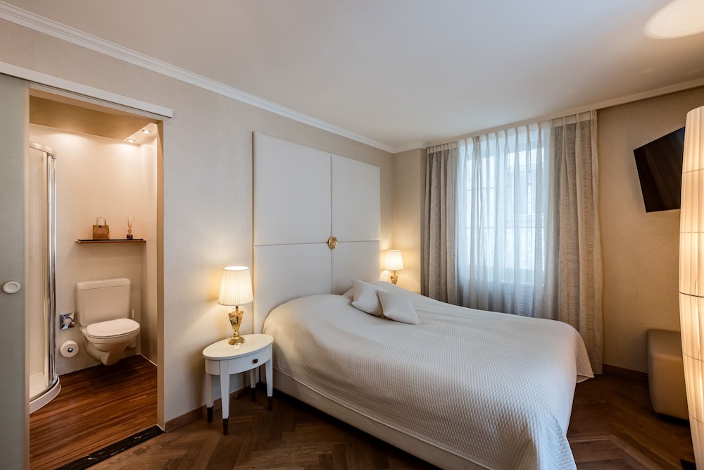Double Room, City View (Queenroom) photo 1