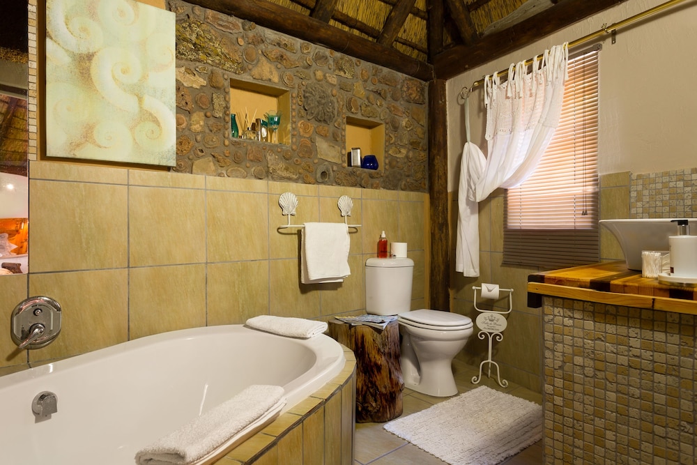 Chamomile Garden Suite photo 2