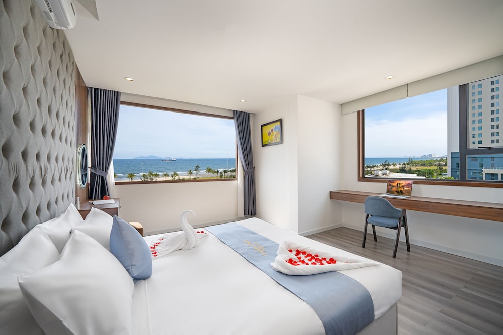 Executive Studio Suite