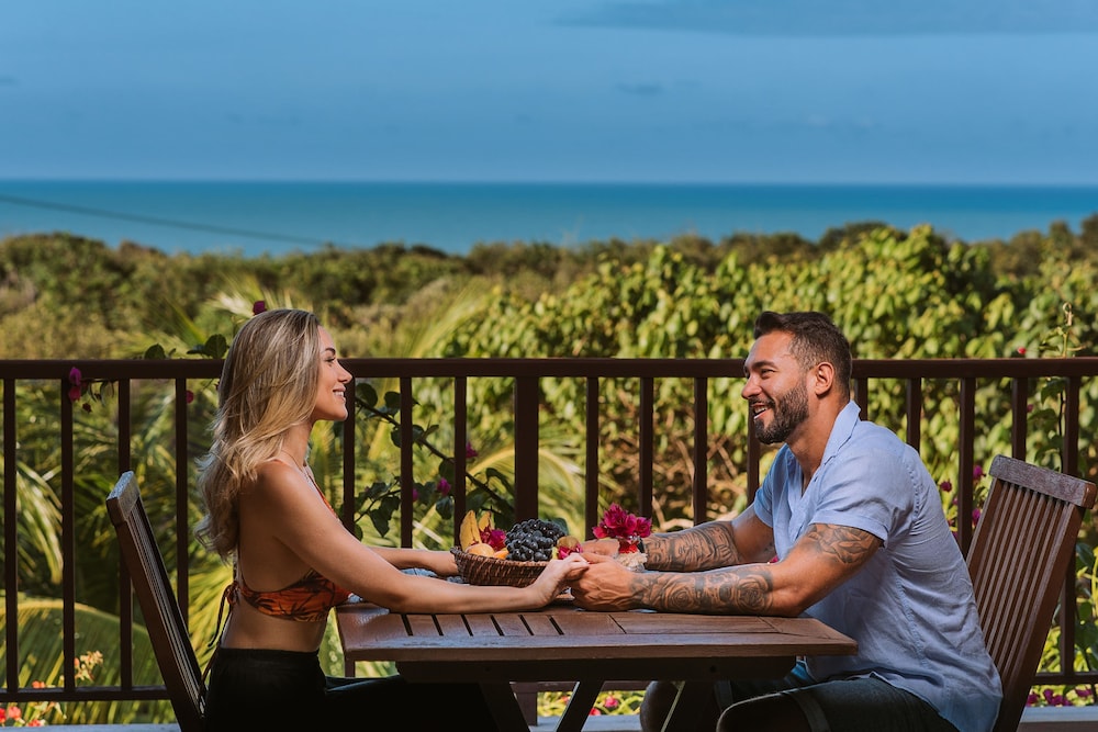 Senior Suite, Ocean View (Triple)