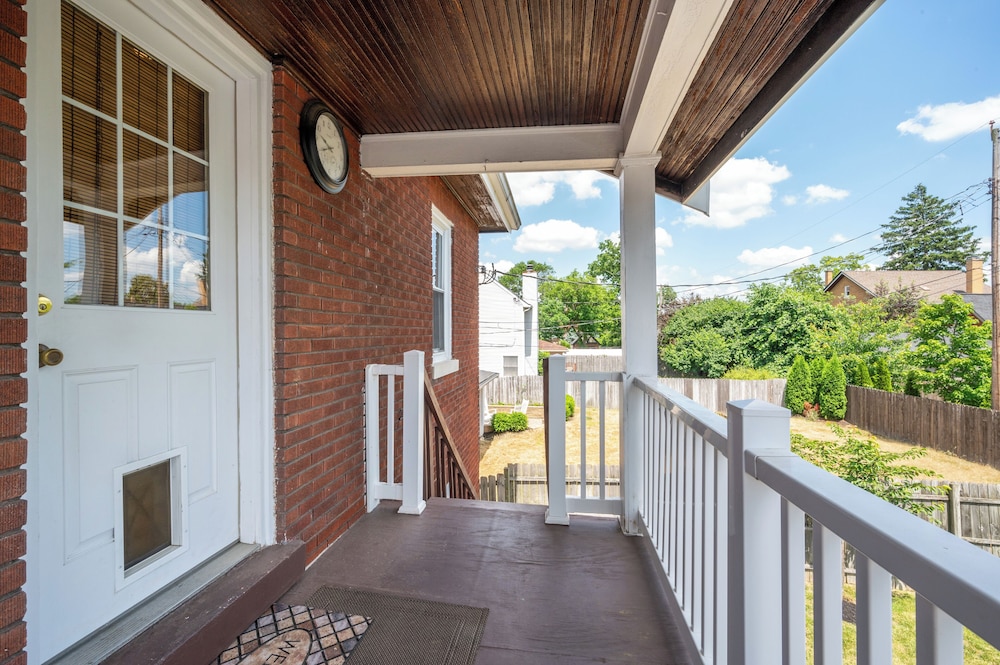 House, Multiple Beds, Balcony, Garden View photo 2