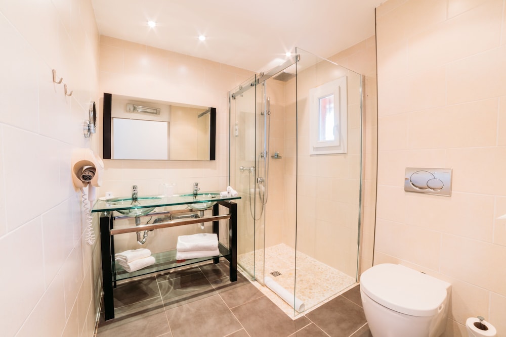 Superior Double Room - Photo 4