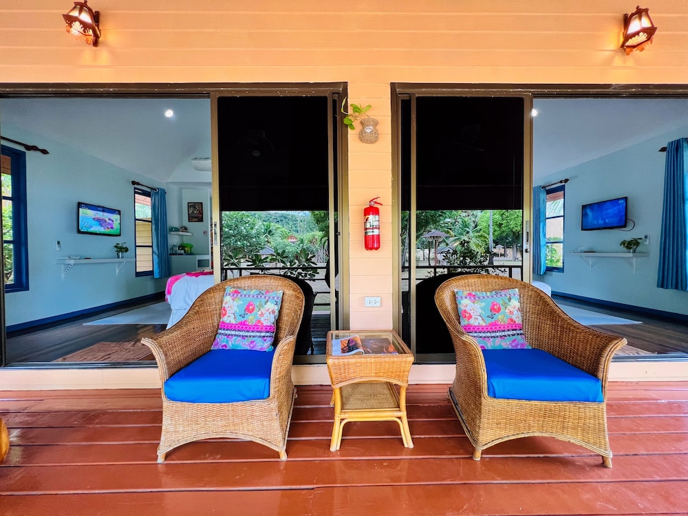 Duplex Garden Bungalow photo 2