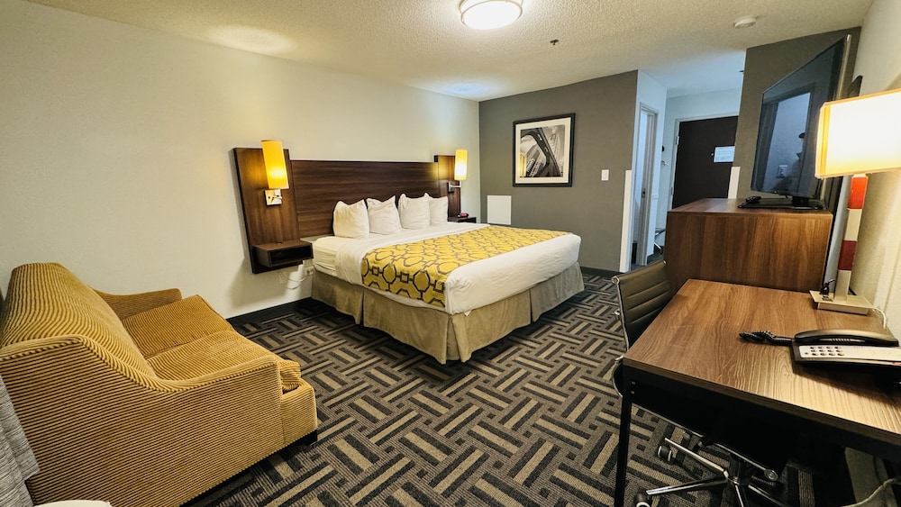 Standard Room, 1 King Bed - Photo 2