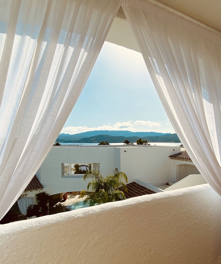 Panoramic Suite, Hot Tub, Sea View - Photo 16