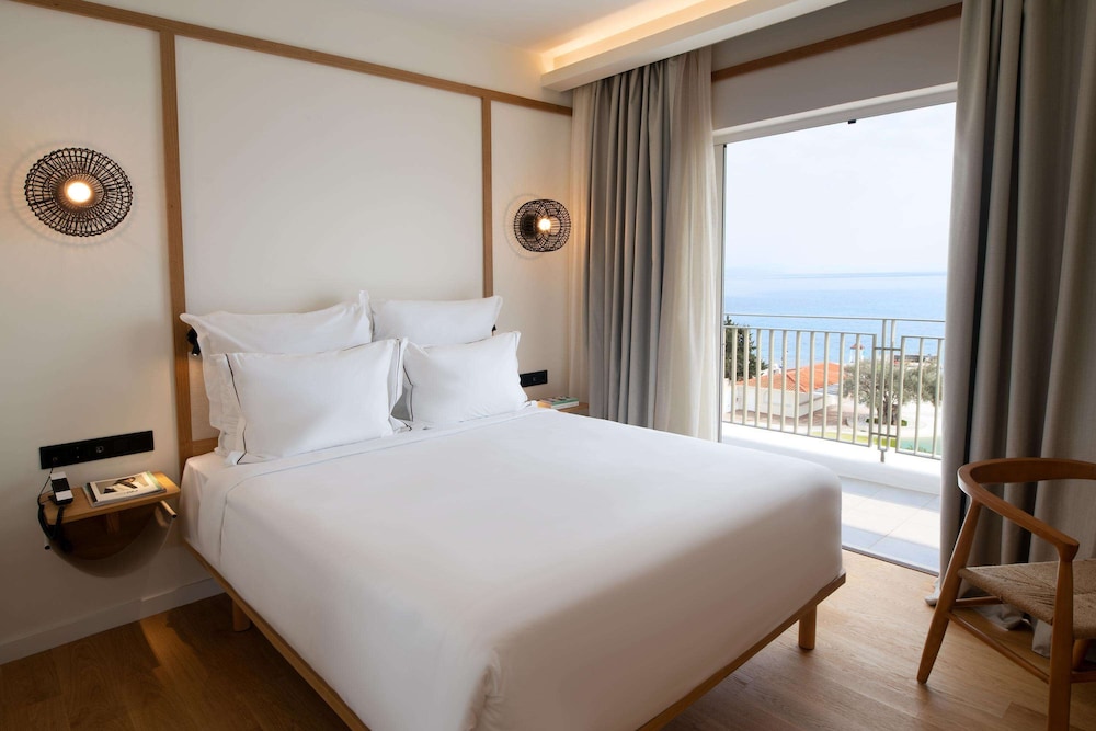 King Suite, Sea View - Photo 13