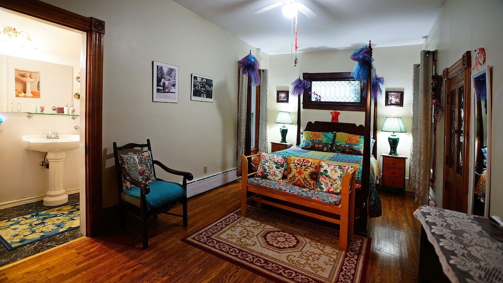Traditional Room photo 1