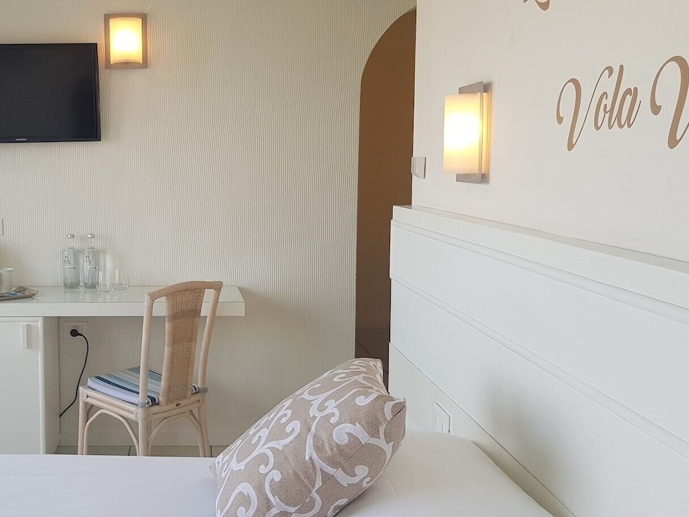 Panoramic Triple Room, Balcony, Sea View photo 3